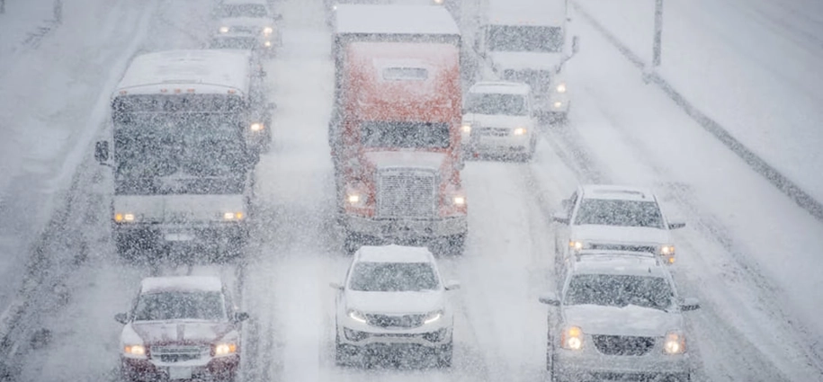 Truckload spot and contract rates tell different stories